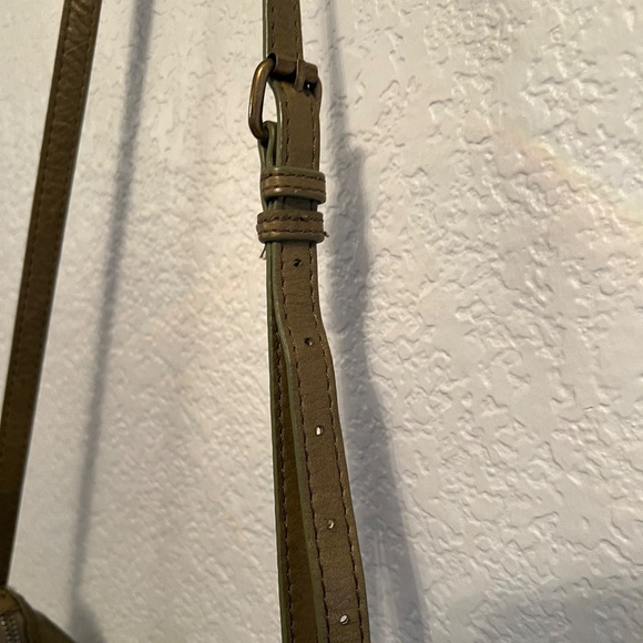 American Leather CO. Olive Green Crossbody Bag - Picture 8 of 15